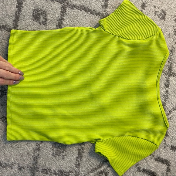 Lulus Lime Green Ribbed Seamed Short Sleeve Crop Top - Picture 6 of 7
